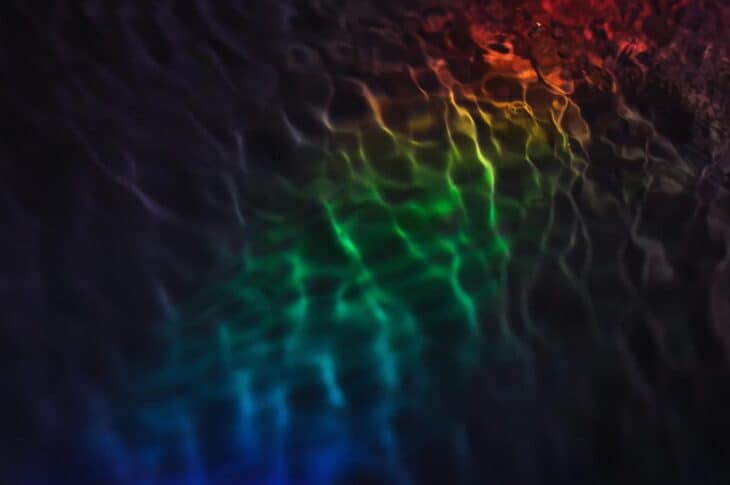 Rainbow ripples