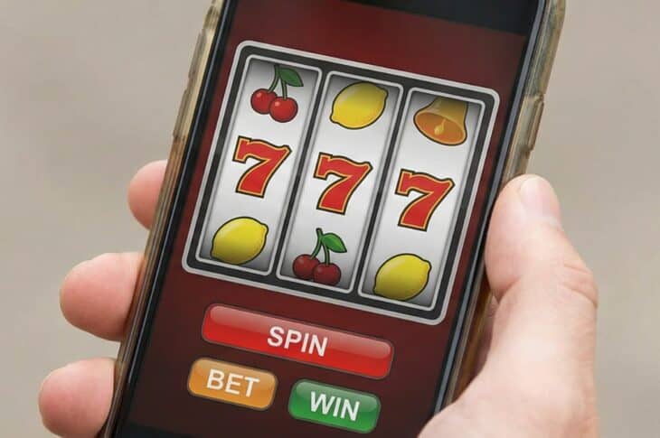 Online casino on smartphone